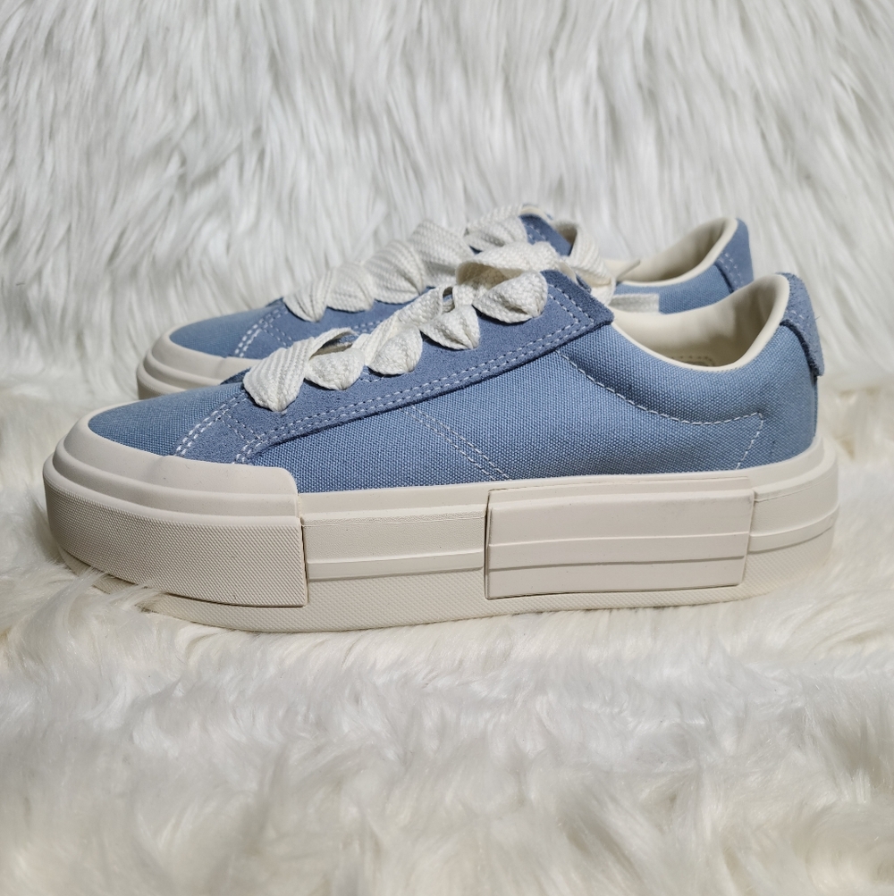 Converse Chuck Taylor All Star Low Top Blue 7.5 Women / 5.5 Men NEW - Picture 3 of 6